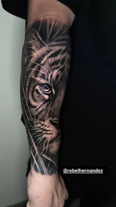 Rebel Hernandez tattoo ig_014