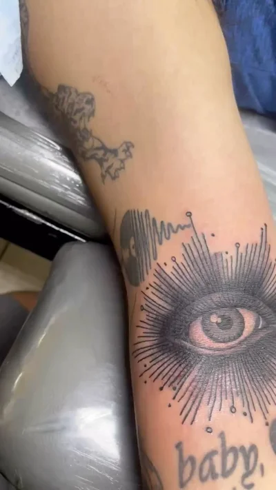 Reo tattoo ig_023