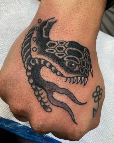 Missy Roa tattoo 030