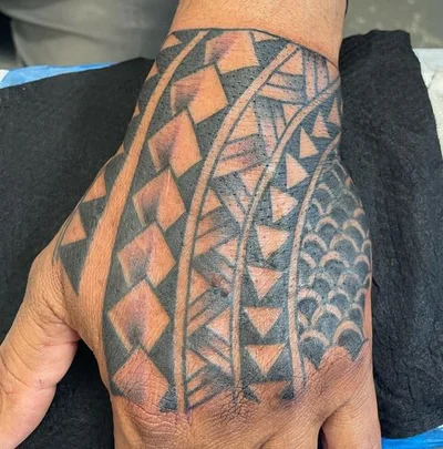 Missy Roa tattoo 036
