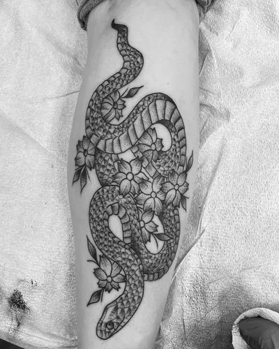 Missy Roa tattoo 047