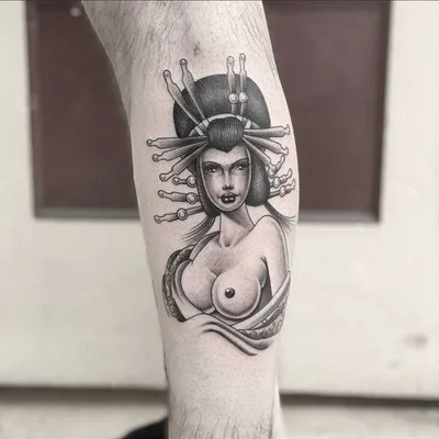 Missy Roa tattoo 049
