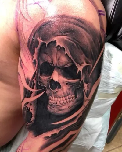 Rolando Betancourt tattoo 035