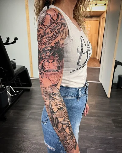Romain Triptik tattoo 025