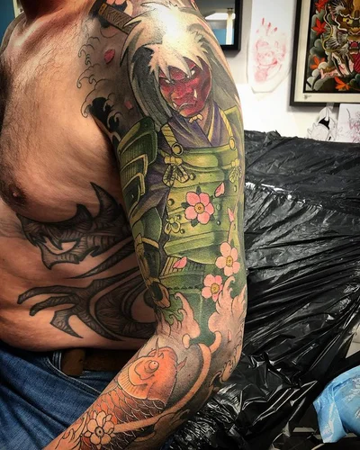 Romain Triptik tattoo 030