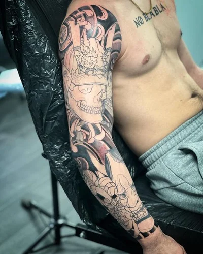 Romain Triptik tattoo 042