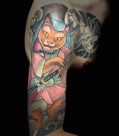 Romain Triptik tattoo 045