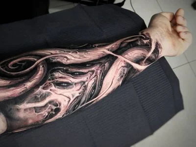 Roman Hide tattoo 016