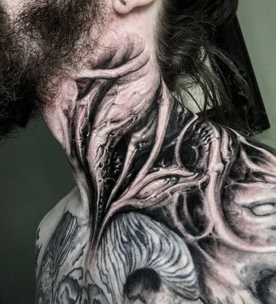 Roman Hide tattoo 042