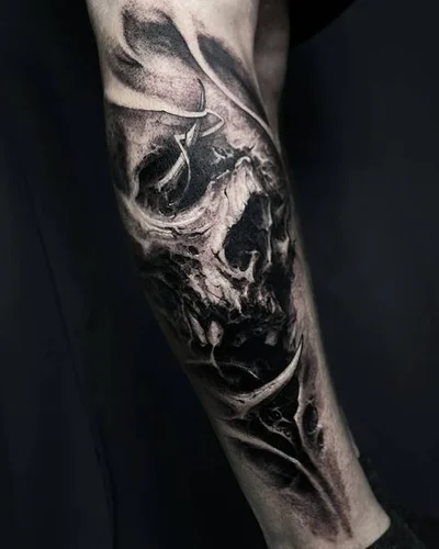 Roman Hide tattoo 046