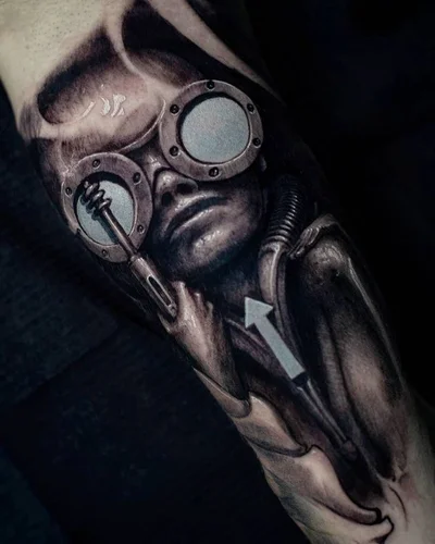 Roman Hide tattoo 049