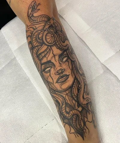 Romekingrat tattoo 050