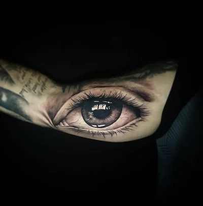 Ronaldo Araujo tattoo 043