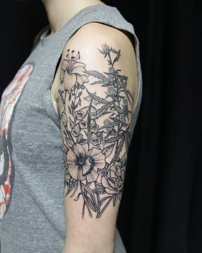 Rosaland tattoo 014