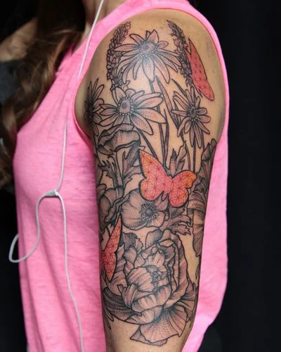 Rosaland tattoo 037