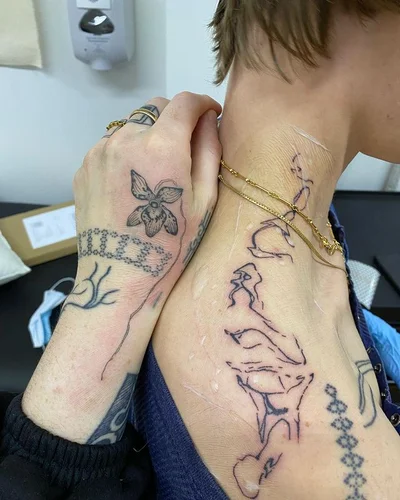 Rosa Laura tattoo 027