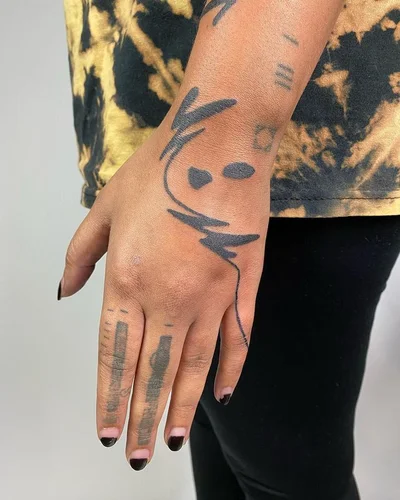 Rosa Laura tattoo 030