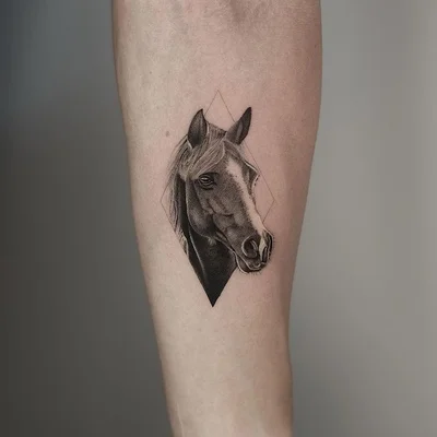 Rose'a'Line Tattoo tattoo 022