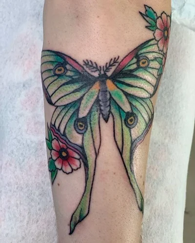 Rose & Crown Tattoos tattoo 010
