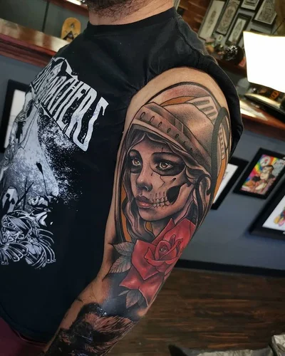 Rose Price tattoo 031