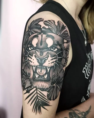 Rose Price tattoo 048