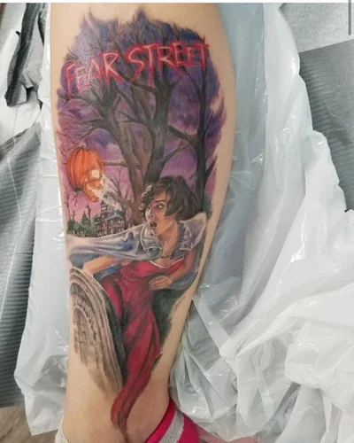 Rose Red tattoo 020