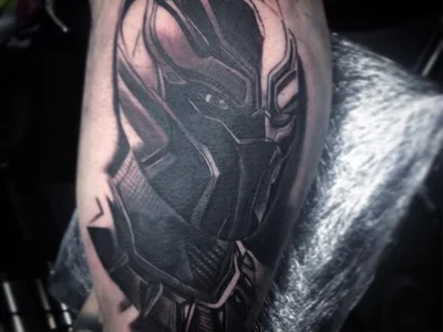 Ross Lee tattoo 037
