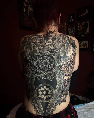 Nina Rouillet-Thrun tattoo 016
