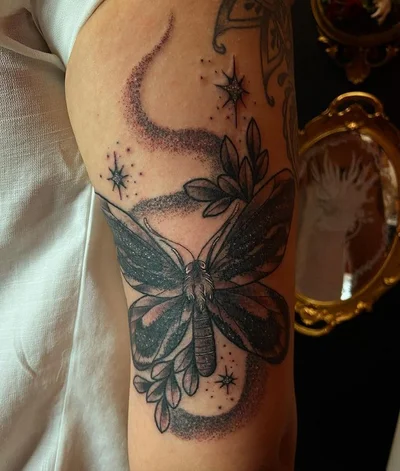 Nina Rouillet-Thrun tattoo 029