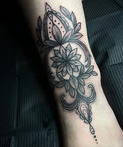 Nina Rouillet-Thrun tattoo 038