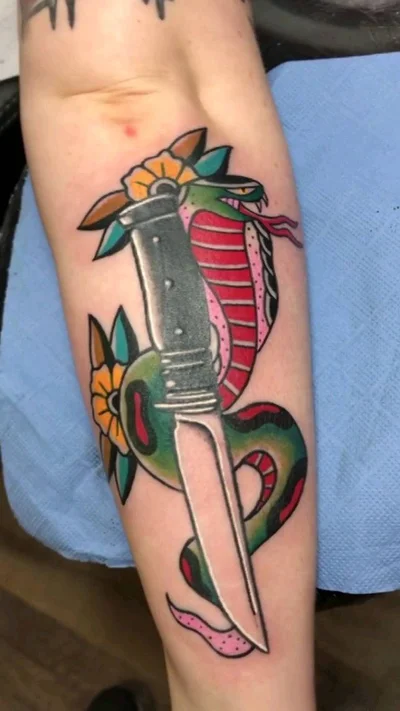 Route Lisbon Tattoo Shop tattoo 015