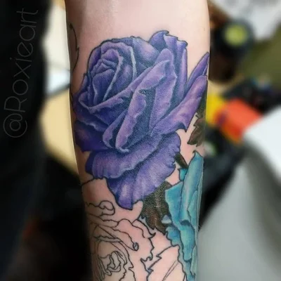 Roxie tattoo 047