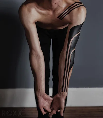 Roxx tattoo 021