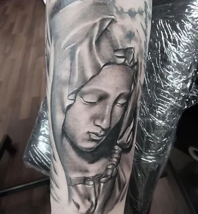 Rox tattoo 021