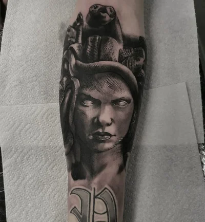 Rox tattoo 035