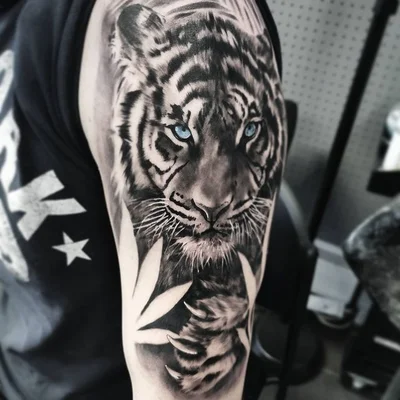 Rox tattoo 042