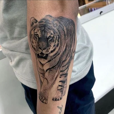 Royal Flesh Tattoo tattoo 041