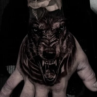 Mia M tattoo 019