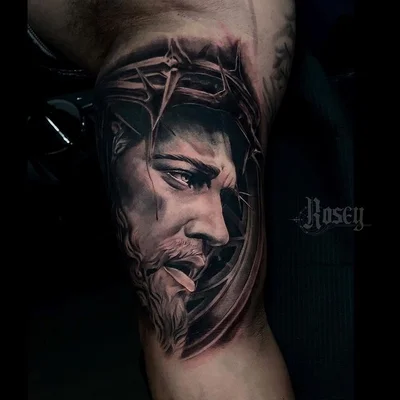 Mia M tattoo 037