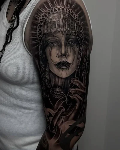 Mia M tattoo 046