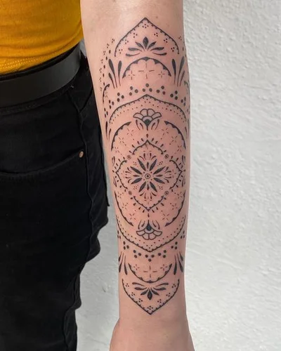 Cecelia tattoo 042