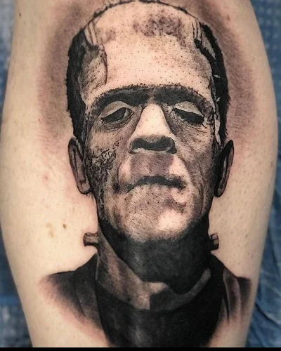 Renaissance Studios tattoo 032