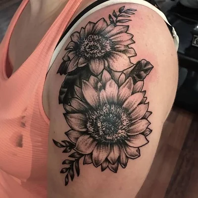 Renaissance Studios tattoo 033