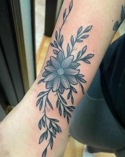 Brian Everett & Fine Line Crew tattoo 010