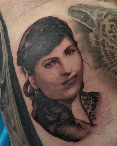 Ruby Herrera tattoo 007