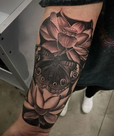 Ruby Herrera tattoo 018