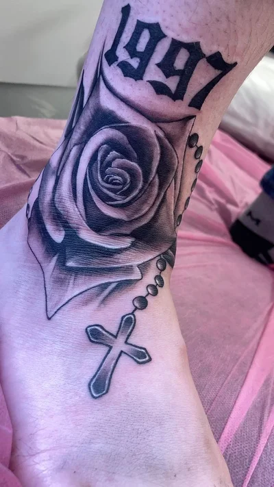 Ruby Herrera tattoo 021