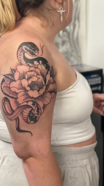 Ruby Herrera tattoo 050