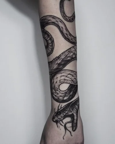 Julia Shikari tattoo 048