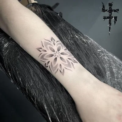 Rurik Seven tattoo 009